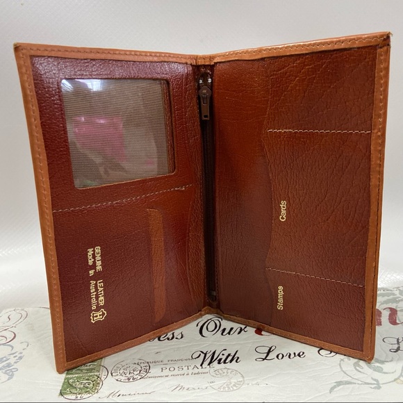 Canberra Australia men genuine leather single fold slim cardholder wallet. Used. - Picture 7 of 9